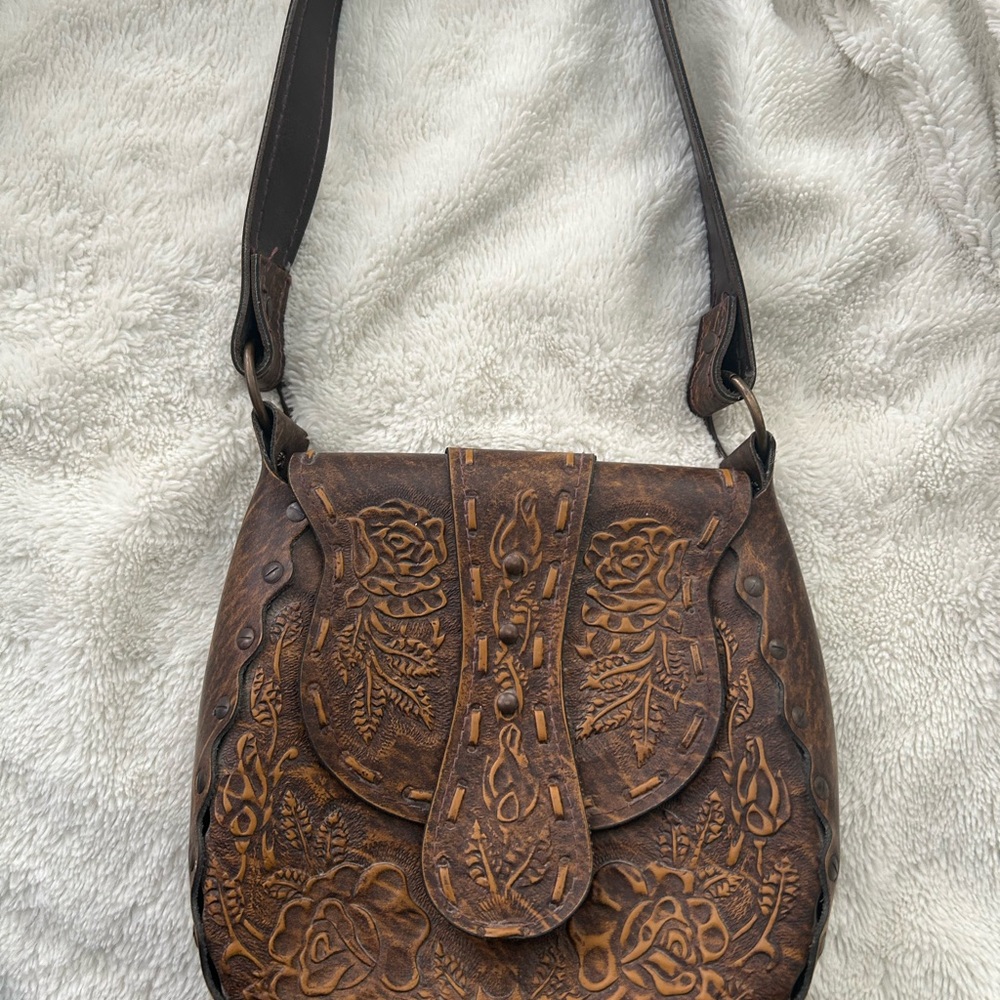 Elegant Shoulder Bag